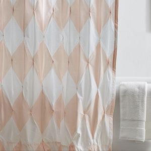 Pottery Barn Emily & Merritt Harlequin Pintuck Window/Shower curtain